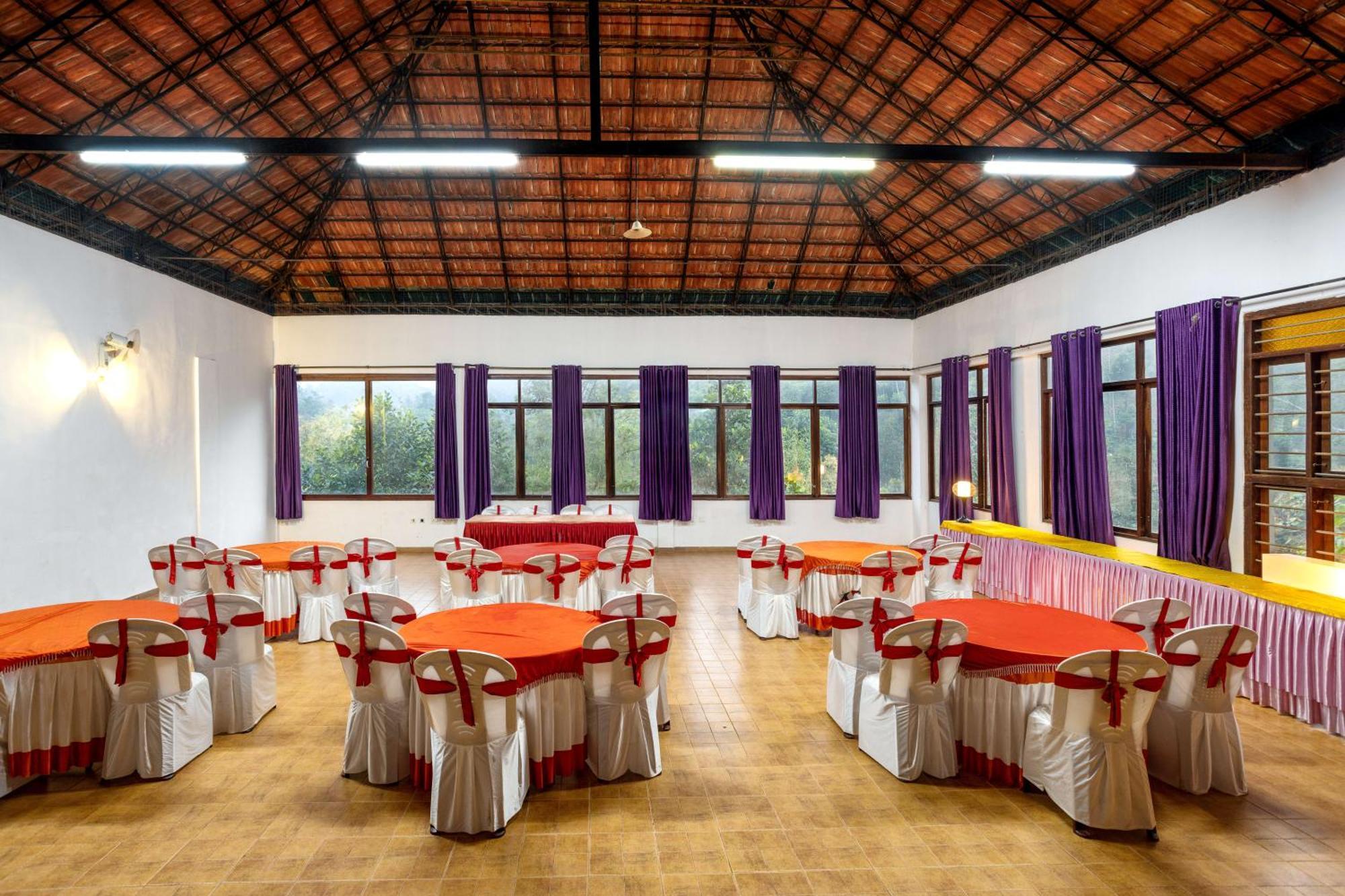 Nexstay Lakkidi Village Resort Vythiri Buitenkant foto