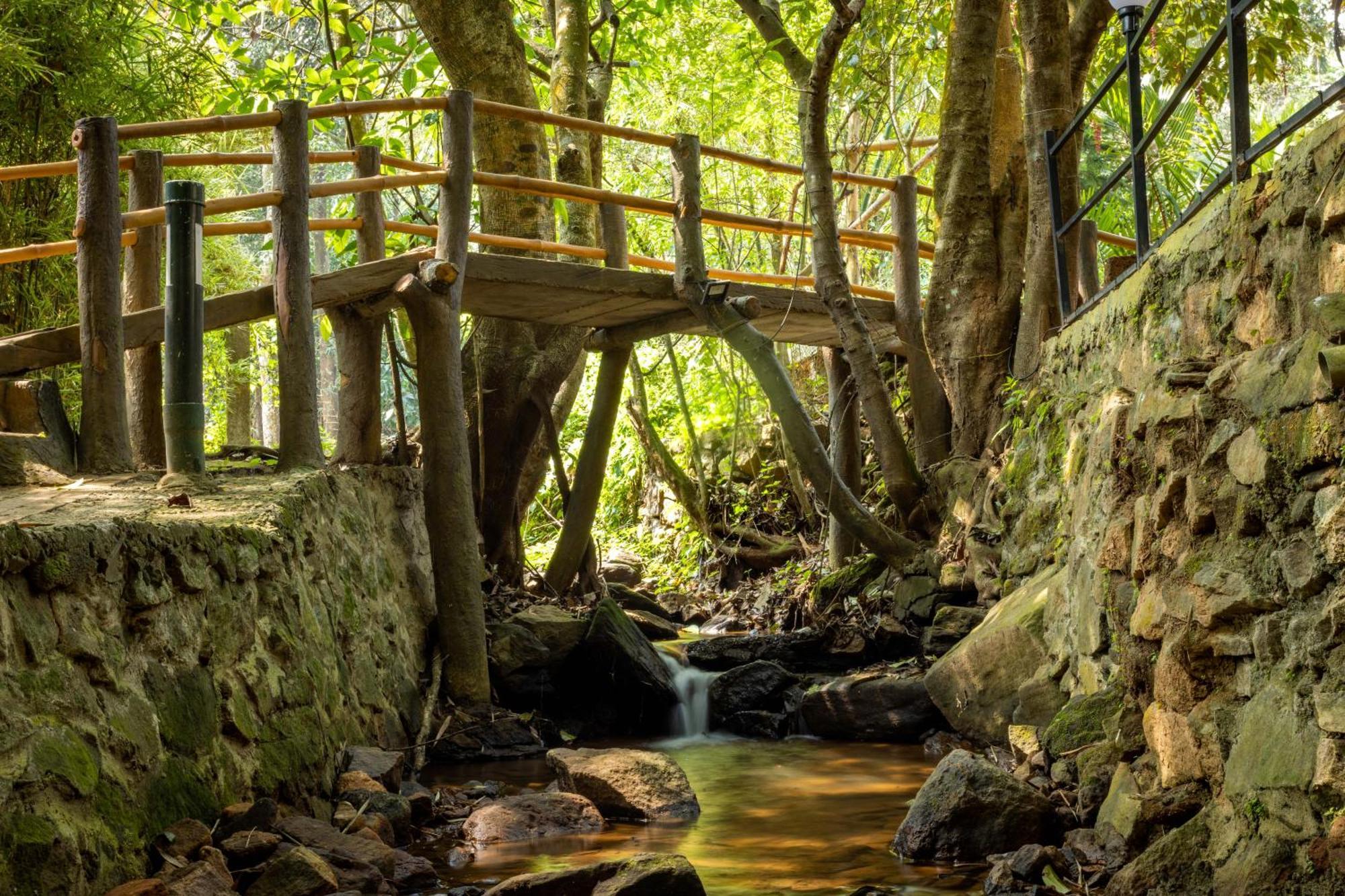 Nexstay Lakkidi Village Resort Vythiri Buitenkant foto