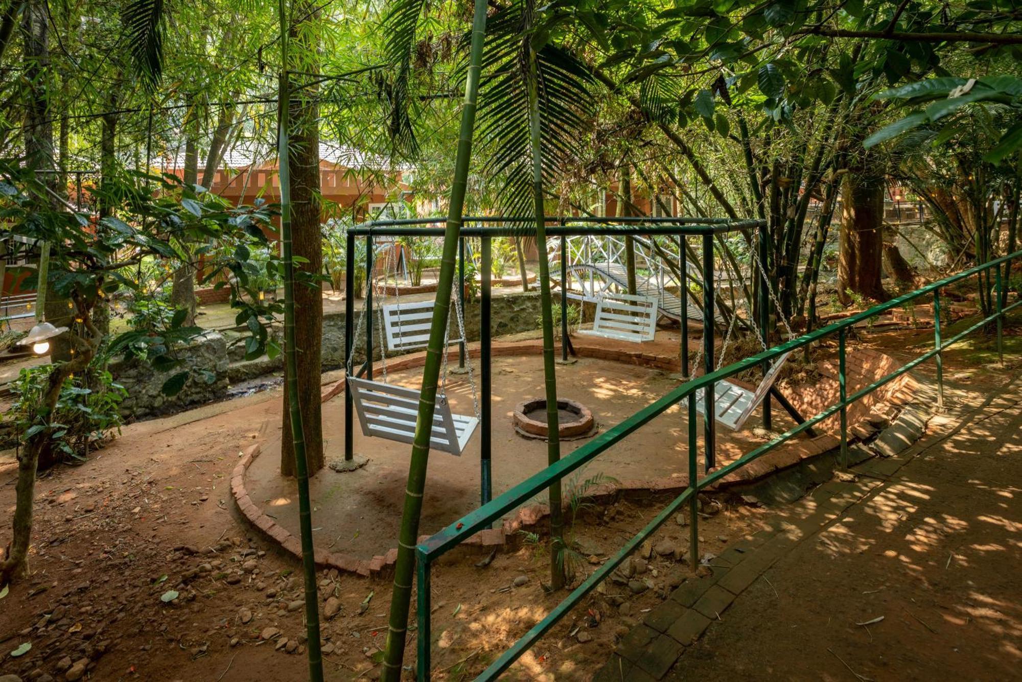 Nexstay Lakkidi Village Resort Vythiri Buitenkant foto